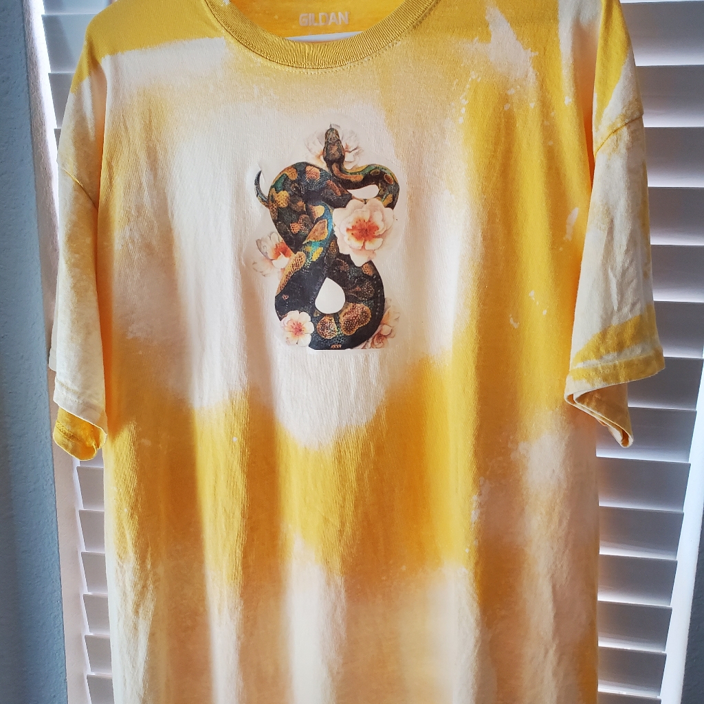 Snake Tee